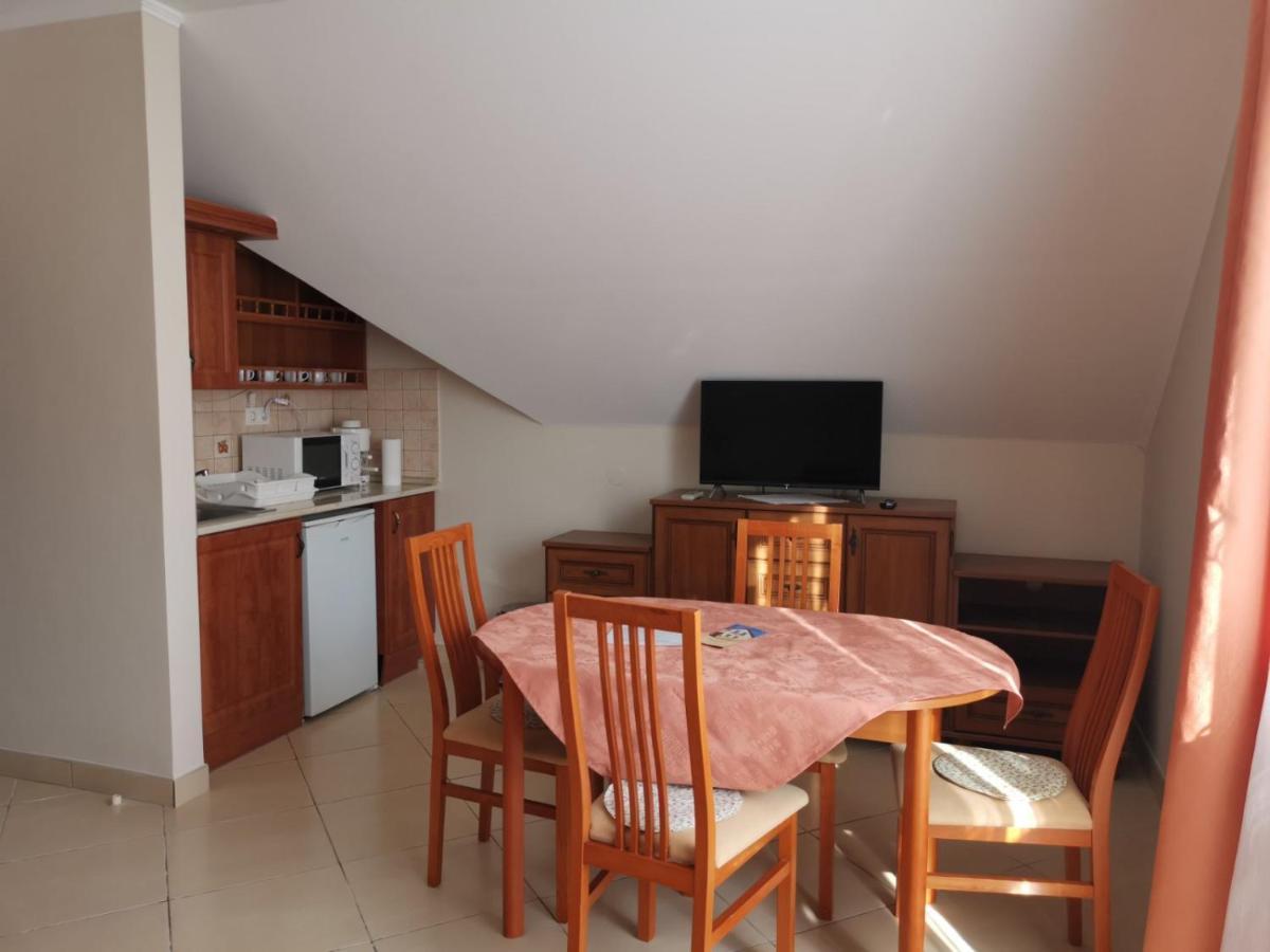 Harmonia Panzio Hotel Sarospatak Bagian luar foto