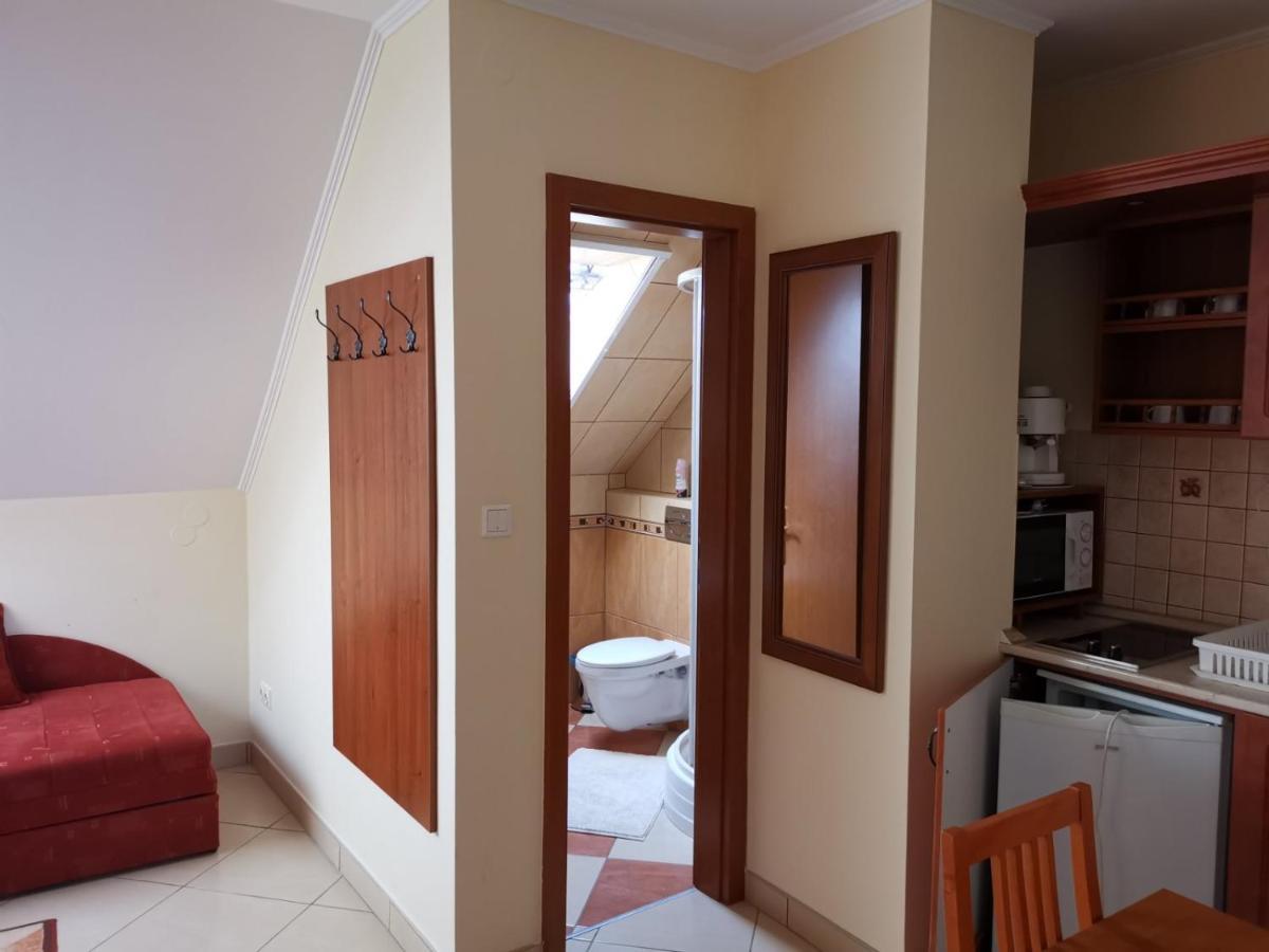Harmonia Panzio Hotel Sarospatak Bagian luar foto