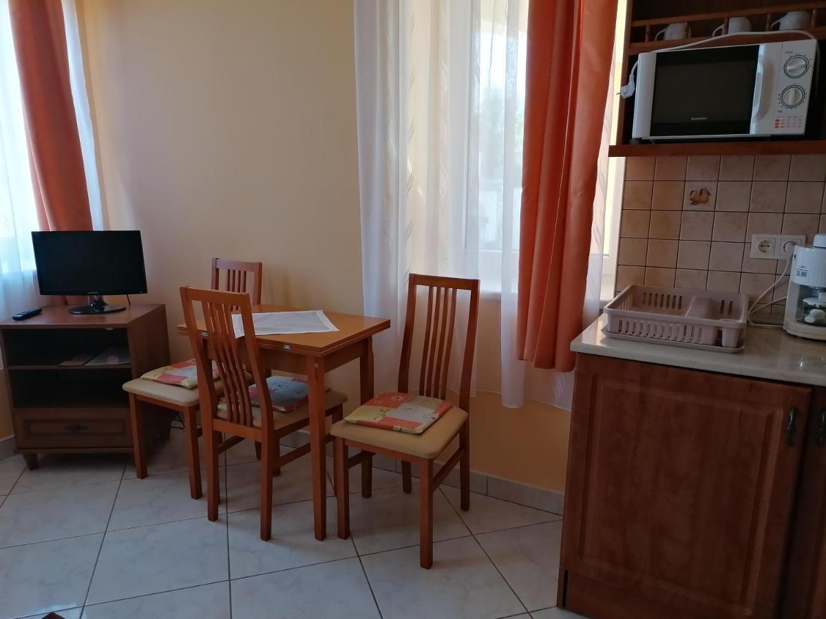 Harmonia Panzio Hotel Sarospatak Bagian luar foto